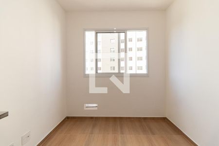 Sala  de apartamento para alugar com 1 quarto, 25m² em Jardim Santa Emília, São Paulo