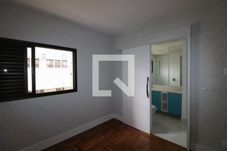 Apartamento à venda com 384m², 4 quartos e 4 vagasQuarto 2