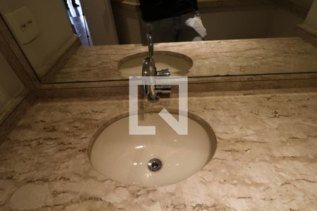 Apartamento à venda com 384m², 4 quartos e 4 vagasBanheiro Lavado