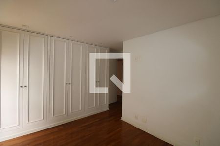 Apartamento à venda com 384m², 4 quartos e 4 vagasQuarto 3