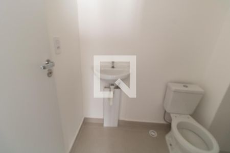 Banheiro de apartamento à venda com 1 quarto, 25m² em Vila Butantã, São Paulo