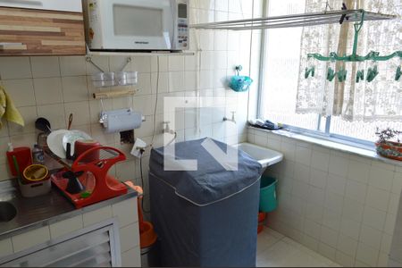 Apartamento à venda com 60m², 2 quartos e 1 vagaÁrea de Serviço