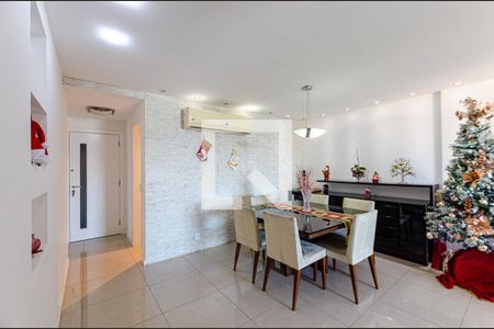 Apartamento à venda com 140m², 4 quartos e 2 vagas Apartamento à venda com 140m², 4 quartos e 2 vagasSala