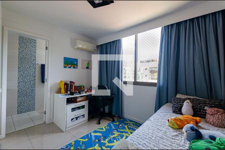 Apartamento à venda com 140m², 4 quartos e 2 vagas Apartamento à venda com 140m², 4 quartos e 2 vagasQuarto
