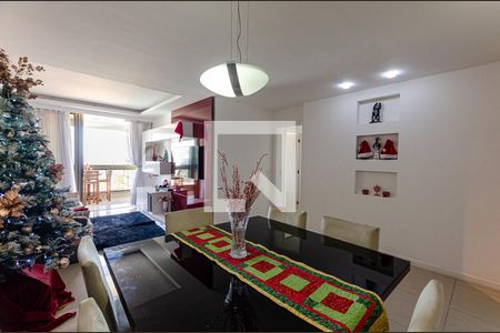 Apartamento à venda com 140m², 4 quartos e 2 vagas Apartamento à venda com 140m², 4 quartos e 2 vagasSala