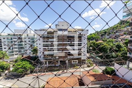 Apartamento à venda com 140m², 4 quartos e 2 vagas Apartamento à venda com 140m², 4 quartos e 2 vagasQuarto Suite