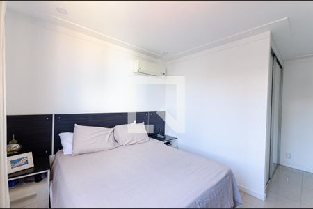 Apartamento à venda com 140m², 4 quartos e 2 vagas Apartamento à venda com 140m², 4 quartos e 2 vagasSuite 2