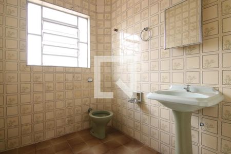 Casa para alugar com 180m², 3 quartos e 4 vagasBanheiro 1