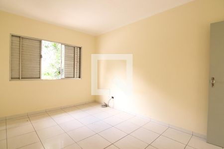 Quarto 1 de casa para alugar com 3 quartos, 180m² em Burgo Paulista, São Paulo