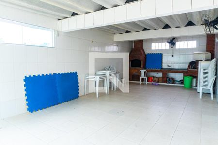 Casa de condomínio à venda com 58m², 2 quartos e 1 vaga Casa de condomínio à venda com 58m², 2 quartos e 1 vagaÁrea comum - Salão de festas