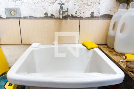 Casa de condomínio à venda com 58m², 2 quartos e 1 vaga Casa de condomínio à venda com 58m², 2 quartos e 1 vagaÁrea de Serviço Detalhe