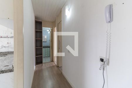 Corredor de apartamento para alugar com 2 quartos, 67m² em Vila Santa Teresa (zona Sul), São Paulo