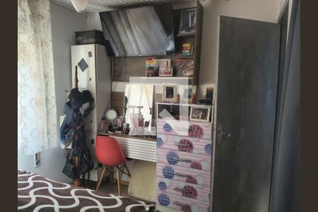 Quarto de casa à venda com 3 quartos, 65m² em Jardim Carvalho, Porto Alegre