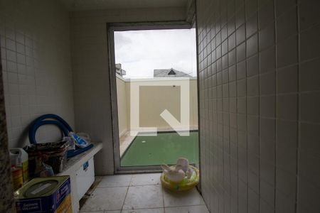 Casa à venda com 180m², 4 quartos e 2 vagasSauna