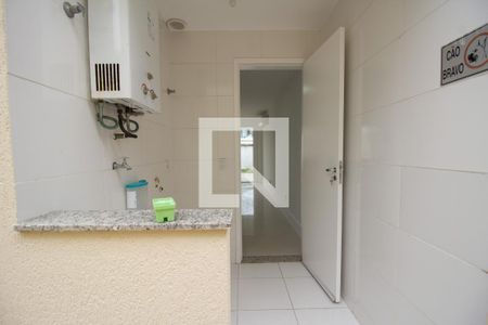 Casa à venda com 180m², 4 quartos e 2 vagasÁrea de Serviço