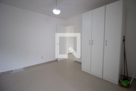 Casa à venda com 180m², 4 quartos e 2 vagasSuíte 2