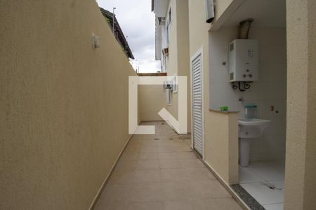 Casa à venda com 180m², 4 quartos e 2 vagasÁrea de Serviço
