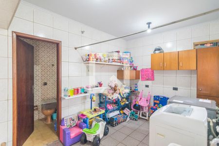 Casa à venda com 300m², 3 quartos e 3 vagas Casa à venda com 300m², 3 quartos e 3 vagasÁrea de Serviço