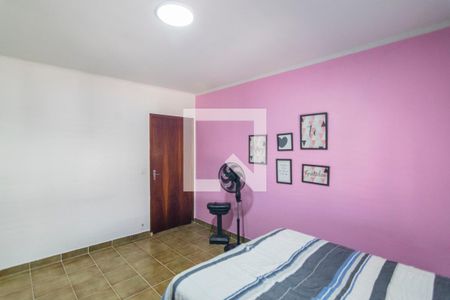Casa à venda com 300m², 3 quartos e 3 vagas Casa à venda com 300m², 3 quartos e 3 vagasQuarto 1 Suite
