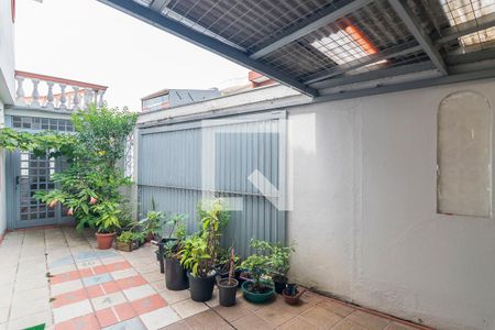 Casa à venda com 300m², 3 quartos e 3 vagas Casa à venda com 300m², 3 quartos e 3 vagasGaragem 1