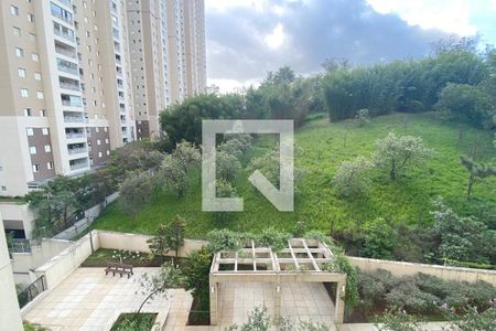 Vista da Suíte de apartamento para alugar com 2 quartos, 69m² em Jardim Tupanci, Barueri