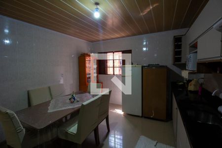 Casa para alugar com 140m², 3 quartos e 2 vagasCozinha