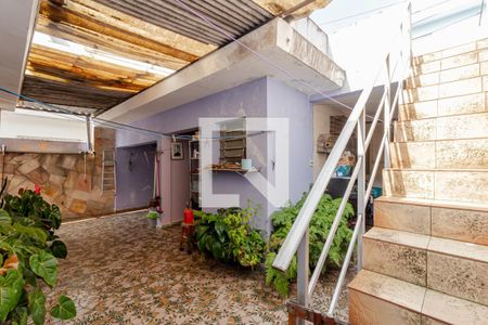 Casa à venda com 400m², 3 quartos e 8 vagasQuintal