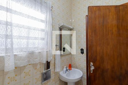 Casa à venda com 400m², 3 quartos e 8 vagasBanheiro 2