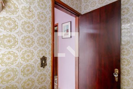 Casa à venda com 400m², 3 quartos e 8 vagasBanheiro de Serviço