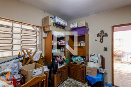 Casa à venda com 400m², 3 quartos e 8 vagasQuarto de Serviço