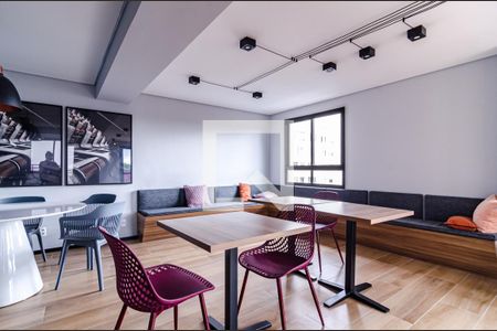 Apartamento à venda com 24m², 1 quarto e sem vaga Apartamento à venda com 24m², 1 quarto e sem vagaSalão de festas