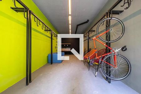 Apartamento à venda com 24m², 1 quarto e sem vaga Apartamento à venda com 24m², 1 quarto e sem vagaBicicletário