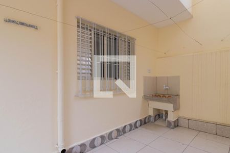 Casa para alugar com 70m², 3 quartos e 1 vagaÁrea de Serviço