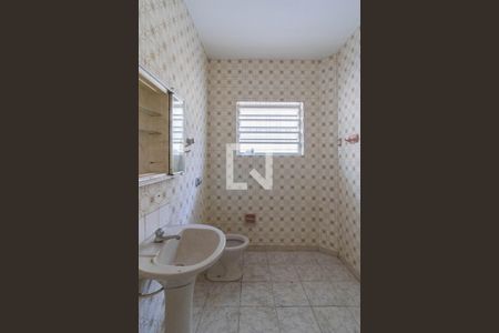 Casa para alugar com 70m², 3 quartos e 1 vagaBanheiro