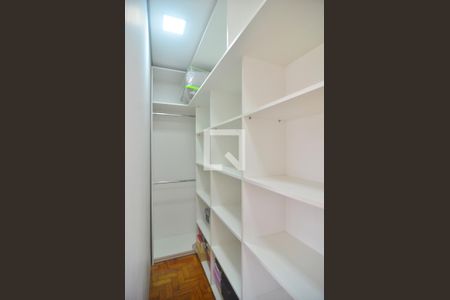 Apartamento à venda com 62m², 2 quartos e sem vagaCloset