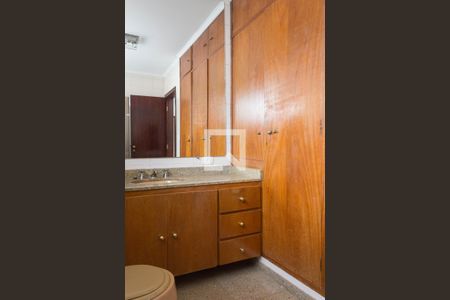 Casa à venda com 431m², 5 quartos e 4 vagasBanheiro