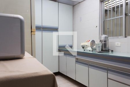 Casa à venda com 431m², 5 quartos e 4 vagasCozinha