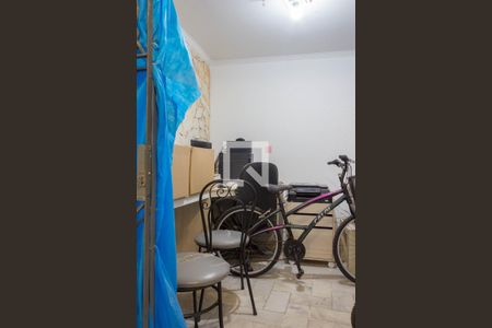 Casa à venda com 431m², 5 quartos e 4 vagasEscritório