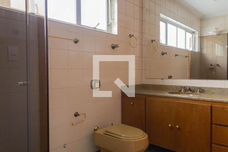 Casa à venda com 431m², 5 quartos e 4 vagasBanheiro