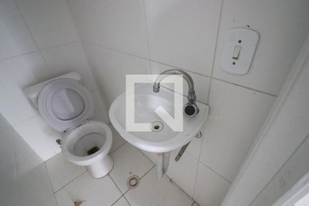 Casa de condomínio à venda com 95m², 3 quartos e 2 vagasBanheiro 2