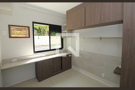 Quarto de apartamento para alugar com 2 quartos, 56m² em Del Castilho, Rio de Janeiro