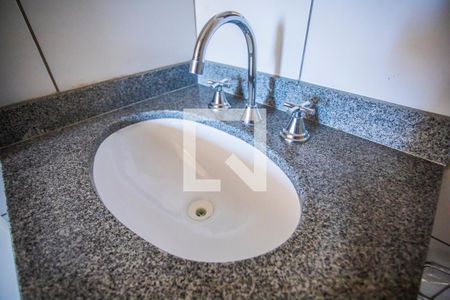 Apartamento à venda com 58m², 2 quartos e 1 vagaBanheiro 2 - Torneira