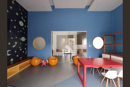 Apartamento à venda com 174m², 3 quartos e 2 vagasÁrea comum - salão kids 