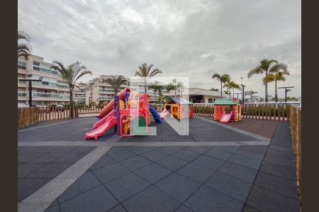 Apartamento à venda com 174m², 3 quartos e 2 vagasÁrea comum - playground 