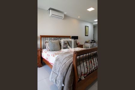 Apartamento à venda com 174m², 3 quartos e 2 vagasSuíte 2