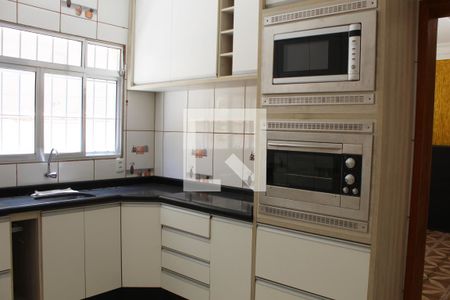 Cozinha de casa para alugar com 1 quarto, 35m² em Limoeiro, São Paulo