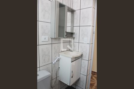 Banheiro de casa para alugar com 1 quarto, 35m² em Limoeiro, São Paulo