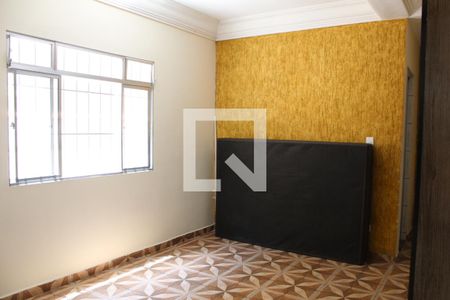 Quarto de casa para alugar com 1 quarto, 35m² em Limoeiro, São Paulo