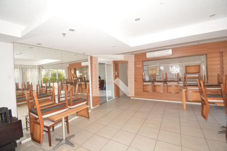 Apartamento para alugar com 55m², 2 quartos e 1 vagaÁrea comum - Salão de festas Adulto