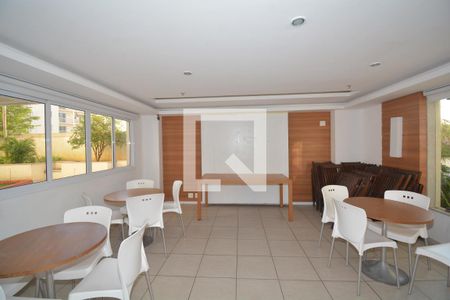 Apartamento para alugar com 55m², 2 quartos e 1 vagaÁrea comum - Salão de festas